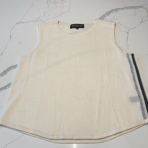 NWOT 100% cashmere top Hudson’s Bay Company
